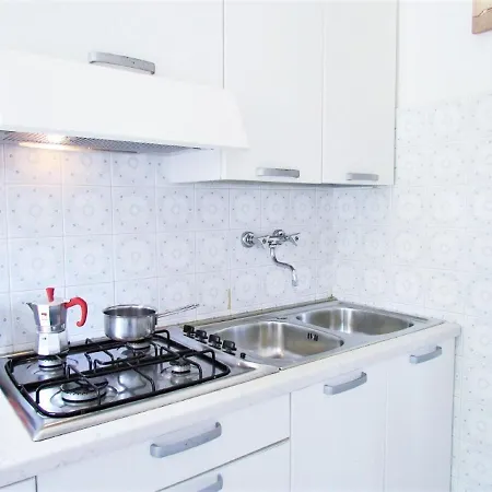 Amazing In Caorle With Communal Pool Apartman Bibione